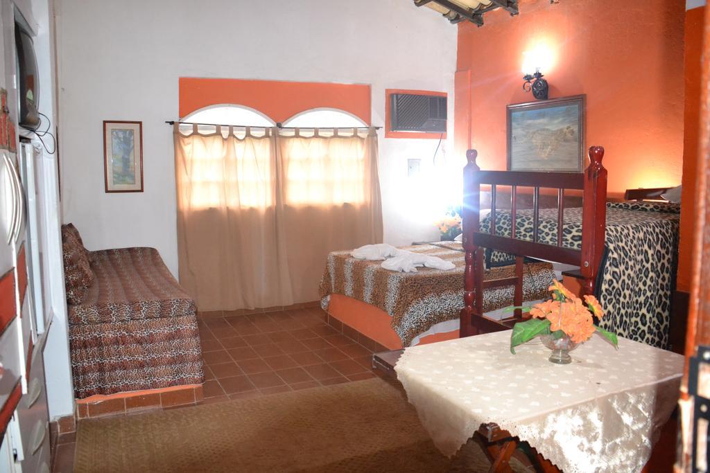 Fazenda Agua Encantada Hotel อังกราโดสเฮย์ส ภายนอก รูปภาพ